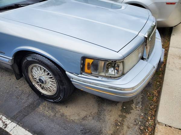 1993 Lincoln Town Car for sale in Laurel, District Of Columbia – photo 2