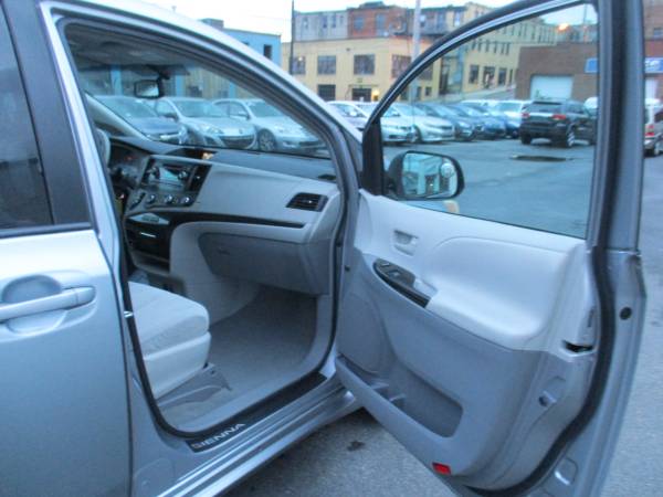 2011 Toyota Sienna sport LE **8 passenger/Like New/Clean & New... for sale in Roanoke, VA – photo 17