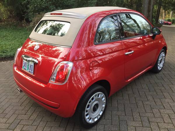 2012 Fiat 500 Convertible 1 owner only 35k great gift🎄 - cars &... for sale in West Linn, OR – photo 4