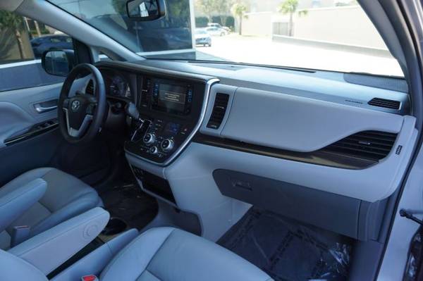 2016 Toyota Sienna XLE hatchback Silver Sky Metallic for sale in New Smyrna Beach, FL – photo 17