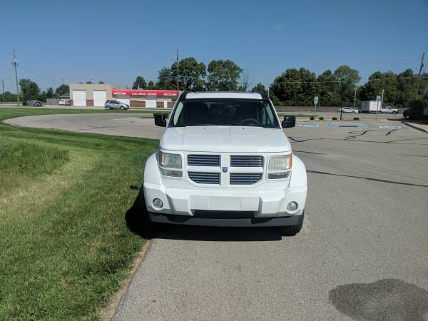 2011 Dodge Nitro - cars & trucks - by dealer - vehicle automotive sale for sale in McCordsville, IN – photo 3