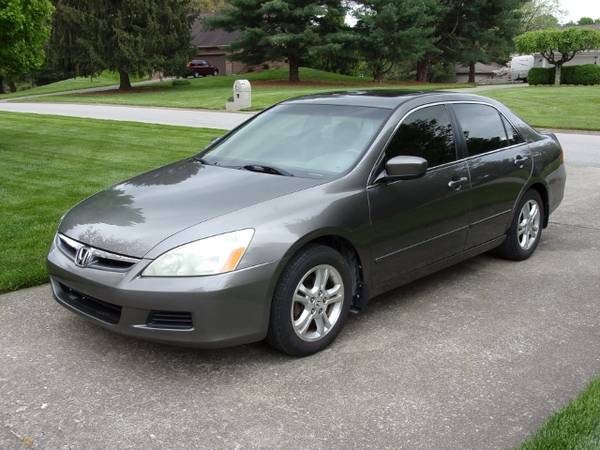 2007 Honda Accord EX-L, 1-Owner, 139K, Leather, Sunroof - cars & for sale in Lexington, KY – photo 2