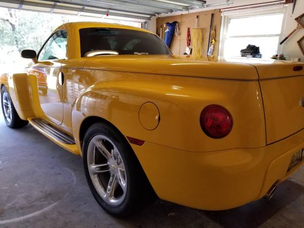 2004 Chevrolet SSR - cars & trucks - by owner - vehicle automotive... for sale in Floral City, FL – photo 3