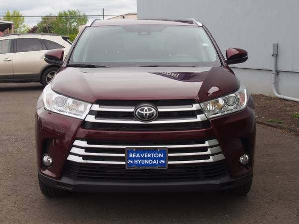 2019 Toyota Highlander XLE - - by dealer - vehicle for sale in Beaverton, OR – photo 11