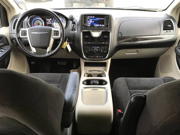 2015 Chrysler Town and Country Touring for sale in Evansville MN, MN – photo 14