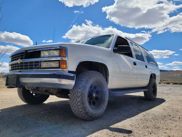 1998 Chevy Suburban for sale in Silver Springs, NV – photo 2