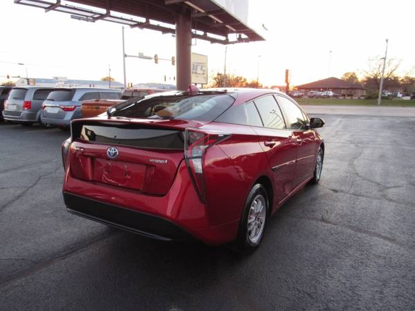 2016 Toyota Prius HB Technology - cars & trucks - by dealer -... for sale in Rockford, IL – photo 7
