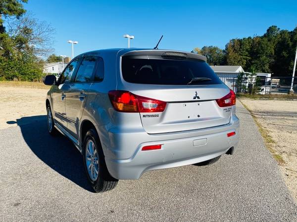 2011 Mitsubishi Outlander - cars & trucks - by owner - vehicle... for sale in Fayetteville, NC – photo 5