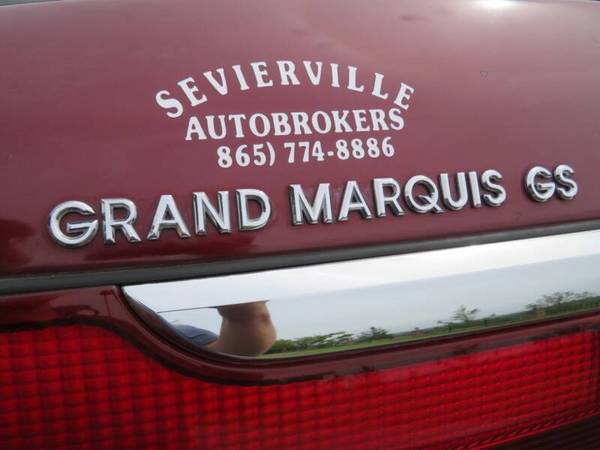 2005 MERCURY GRAND MARQUIS GS - cars & trucks - by dealer - vehicle... for sale in Sevierville, TN – photo 5