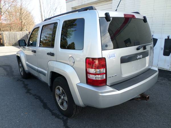 2008 JEEP LIBERTY 4x4 - excellent condition 120k miles - cars & for sale in Stewartsville, PA – photo 7