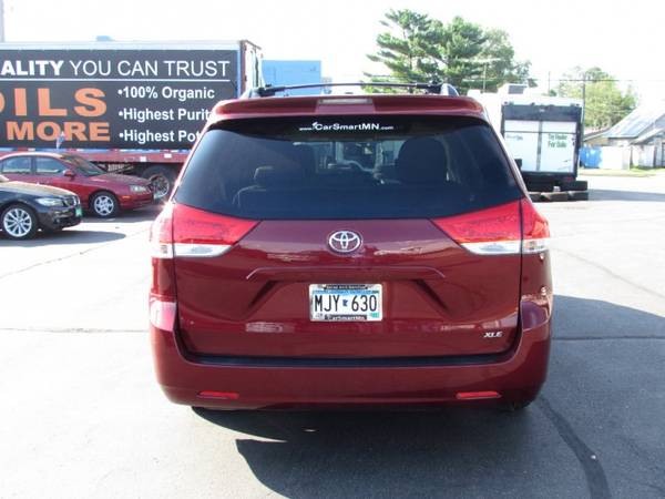 2012 Toyota Sienna 5dr 7-Pass Van V6 XLE AAS FWD for sale in ST Cloud, MN – photo 4
