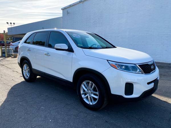 Kia Sorento 1 Owner Carfax Certified FWD Automatic Cheap Low... for sale in tri-cities, TN, TN – photo 8