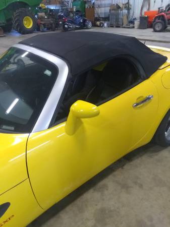 Pontiac Solstice GXP - cars & trucks - by owner - vehicle automotive... for sale in Rock Rapids, SD – photo 7