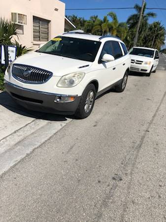 2009 Buick Enclave - Excellent Condition - cars & trucks - by dealer... for sale in Lake Worth, FL