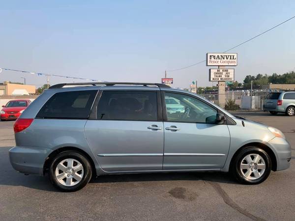 2007 Toyota Sienna LE - cars & trucks - by dealer - vehicle... for sale in Garden City, ID – photo 4