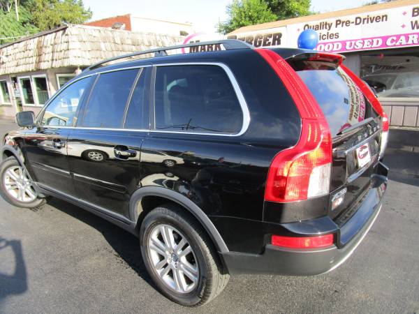 *LUXURY*SAFETY*RELIABILITY* 2010 VOLVO XC90 ALL WHEEL DRIVE, 3RD ROW... for sale in Rockford, IL – photo 4