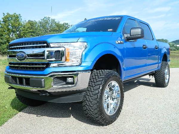 2020 FORD F150 CREW CAB LIFTED 4X4 - cars & trucks - by dealer -... for sale in Staunton, VA – photo 2