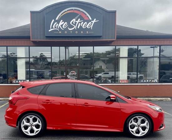 2014 Ford Focus ST - cars & trucks - by dealer - vehicle automotive... for sale in Grayslake, IL – photo 3