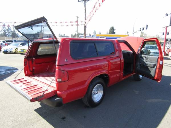 2003 Chevrolet S-10 Reg Cab RED 5SPD MANUAL RUNS AWESOME ! - cars for sale in Milwaukie, OR – photo 23