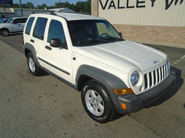 2007 Jeep Liberty Sport 4WD for sale in Mooresville, IN – photo 2