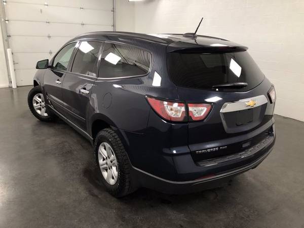 2017 Chevrolet Traverse Blue Velvet Metallic PRICED TO SELL SOON! for sale in Carrollton, OH – photo 6