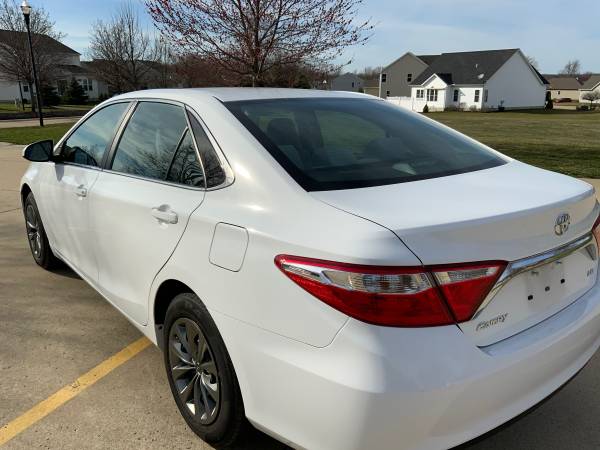 2015 TOYOTA CAMRY LE/low low miles 68k - - by dealer for sale in Cleveland, OH – photo 4