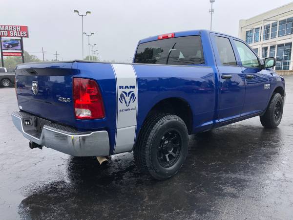 Clean Carfax! 2016 Ram 1500! 4x4! Crew Cab! Very Sharp! for sale in Ortonville, MI – photo 5