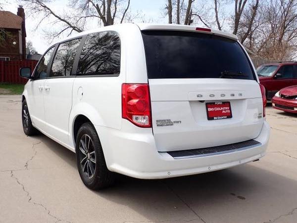 2018 Dodge Grand Caravan GT Wagon - - by for sale in Madison, IA – photo 19