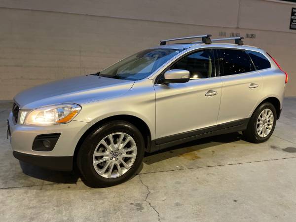 2010 VOLVO XC60 T6 AWD *Clean Title!* 2 Keys! - cars & trucks - by... for sale in Irvine, CA – photo 2