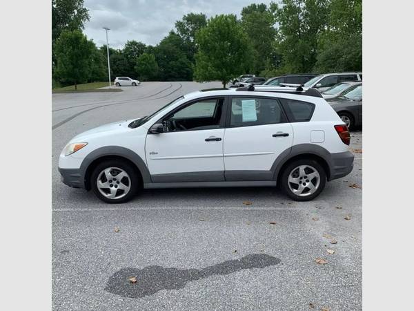 2006 PONTIAC VIBE - cars & trucks - by dealer - vehicle automotive... for sale in North Ridgeville, OH – photo 2
