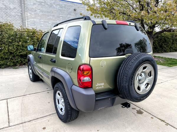 2004 JEEP LIBERTY 4X4 DRIVES GREAT - - by dealer for sale in Salt Lake City, UT – photo 8