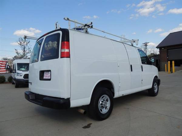 2013 Chevrolet Express 2500 Cargo Work Van! FLEET MAINTAINED SINCE for sale in White House, KY – photo 4
