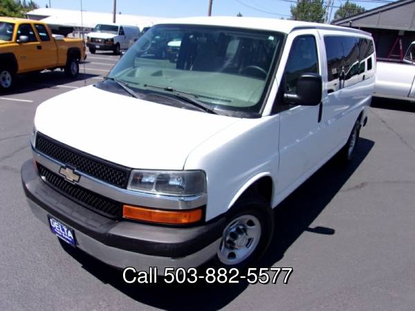 2009 Chevrolet Chevy Express LT 12 Passenger Van 3500 1Owner for sale in Milwaukie, OR – photo 4
