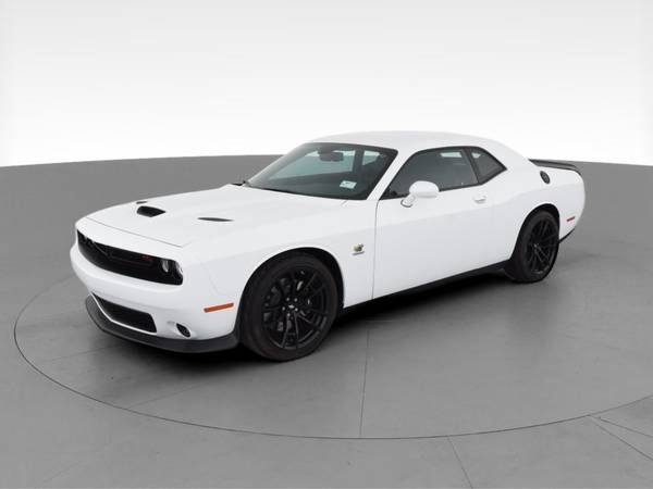 2019 Dodge Challenger R/T Scat Pack Coupe 2D coupe White - FINANCE -... for sale in Manhattan, KS – photo 3