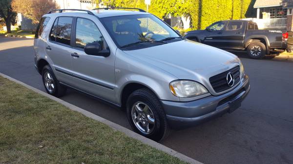 1999 MERCEDES BENZ ML320 !!! SILVER, CLEAN TITLE - cars & trucks -... for sale in Pasadena, CA – photo 3