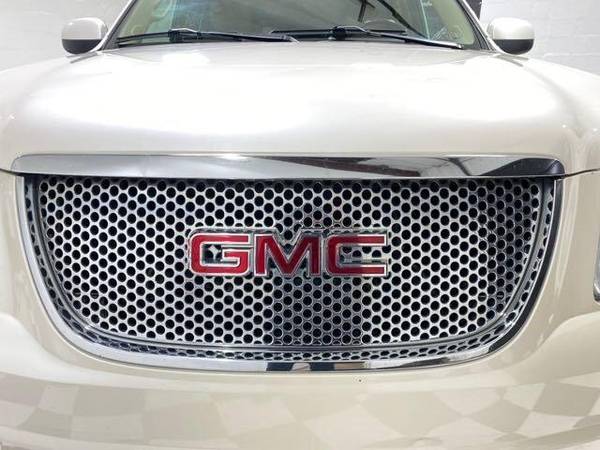 2012 GMC Yukon Denali AWD Denali 4dr SUV $1200 - cars & trucks - by... for sale in Temple Hills, District Of Columbia – photo 11