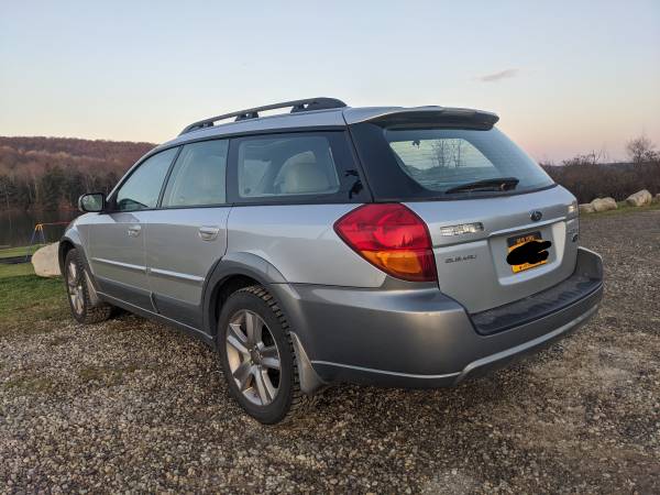 2007 Subaru Outback 3.0 - cars & trucks - by owner - vehicle... for sale in Franklinville, NY – photo 2