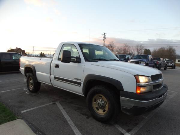 **2004 Chevrolet 2500 HD Regular Cab Runs Excellent!** - cars &... for sale in Medina, OH – photo 4