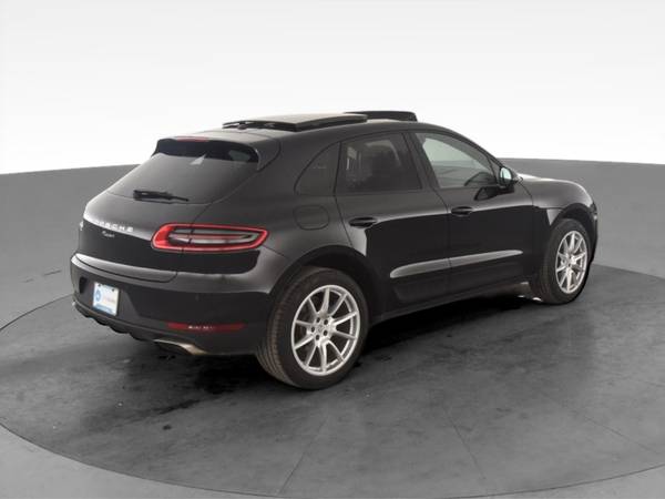 2018 Porsche Macan Sport Utility 4D suv Black - FINANCE ONLINE -... for sale in Harrison Township, MI – photo 11