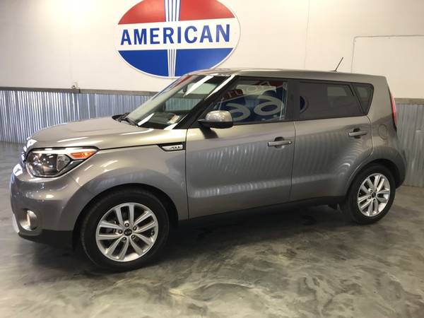 2018 KIA SOUL + EDT!! ONLY 29,788 MILES!!!! 30+ MPG!!!! 1 OWNER!!!! for sale in Norman, KS – photo 3