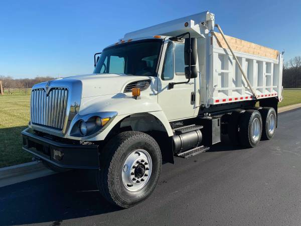 2009 INTERNATIONAL TANDEM DUMP WITH ONLY 46K ORIGINAL MILES WOW! -... for sale in Saint Joseph, MO – photo 11