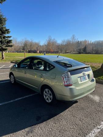 2007 Toyota Prius Clean Title Low Miles - cars & trucks - by owner -... for sale in Troutdale, OR – photo 7