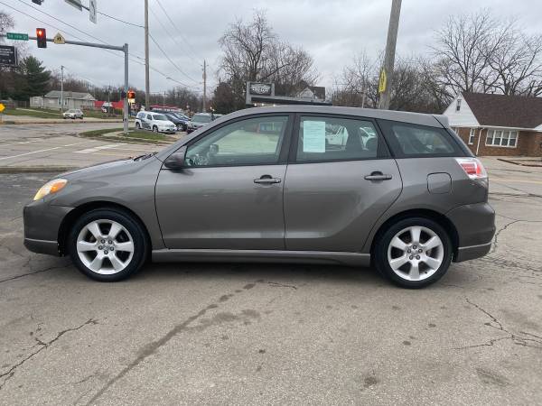 2006 Toyota Matrix XR Great M P G - - by dealer for sale in Des Moines, IA – photo 2