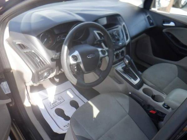 2013 Ford Focus SE - - by dealer - vehicle automotive for sale in Des Moines, IA – photo 7