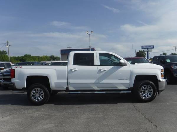 2017 Chevrolet Silverado 2500 HD Crew Cab 4WD LT Pickup 4D 6 1/2 ft Tr for sale in Harrisonville, MO – photo 9