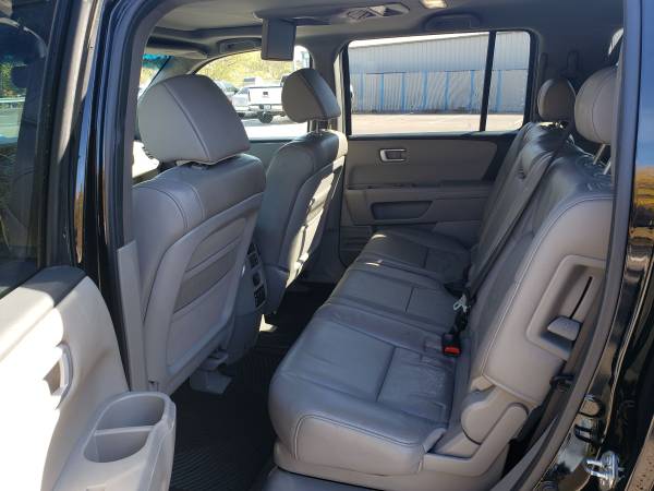 2011 Honda Pilot EX-L With DVD - - by dealer - vehicle for sale in Fenton, MO – photo 9