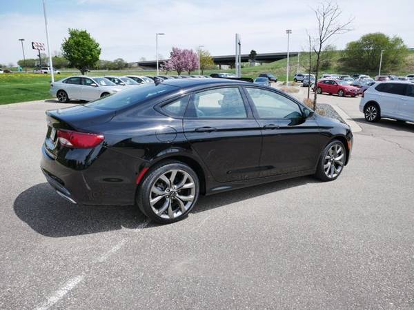 2016 Chrysler 200 S - - by dealer - vehicle automotive for sale in Burnsville, MN – photo 11