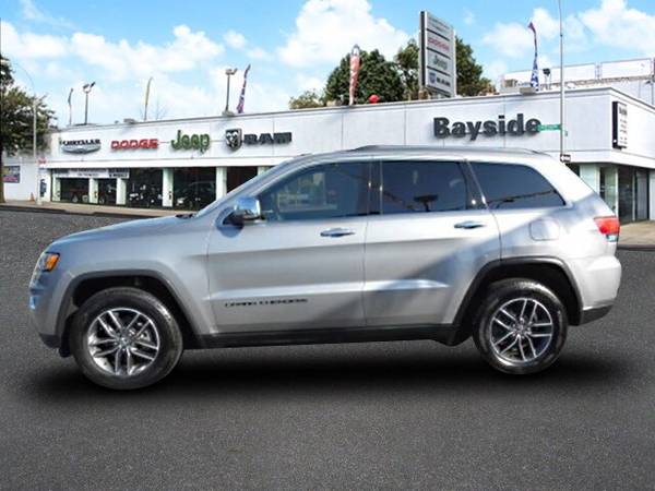2017 Jeep Grand Cherokee Limited 4x4 suv Billet Silver Metallic for sale in Bayside, NY – photo 3