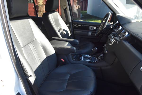 2011 Land Rover LR4 HSE LUX Rare Fiji White with Black - cars &... for sale in Fairfield, NY – photo 13