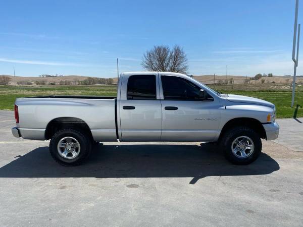 2005 Dodge Ram Pickup 1500 SLT 4dr Quad Cab 4WD SB 1 Country for sale in Ponca, SD – photo 6